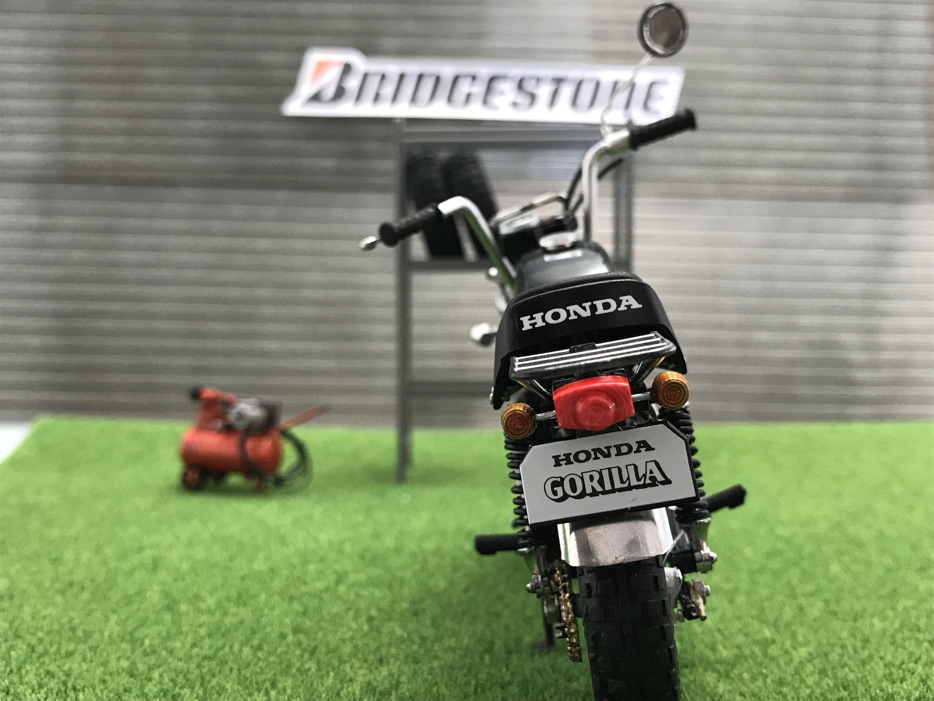 ホンダゴリラ 1/12: Toshiのプラモデル制作日記 ホンダゴリラ 1/12: Toshiのプラモデル制作日記